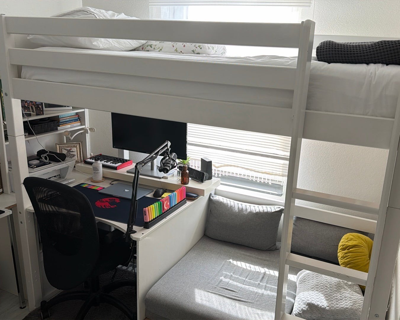 Vente Unique Hoogslaper met Bureau en Bank van Beter Bed., Ophalen, Gebruikt, Eenpersoons, Hoogslaper