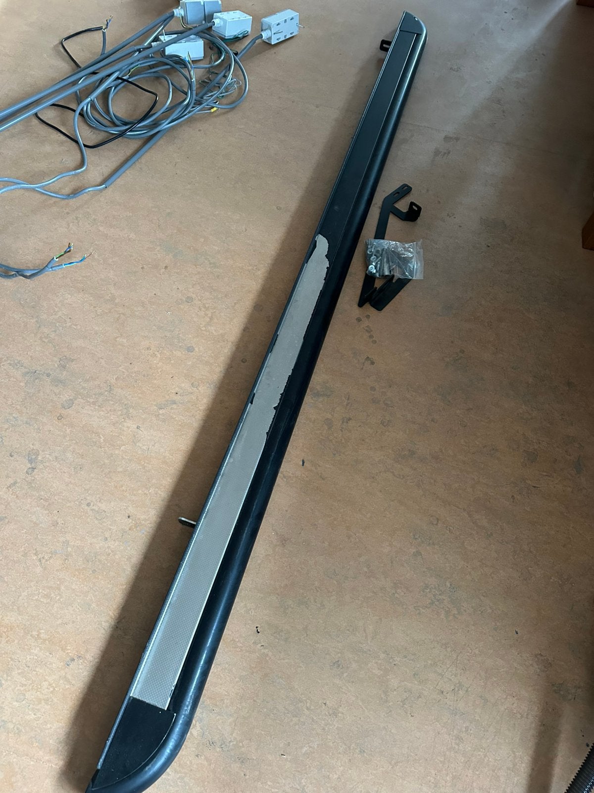 Side bar / treeplank voor mercedes sprinter w907 2020 model, Ophalen, Gebruikt