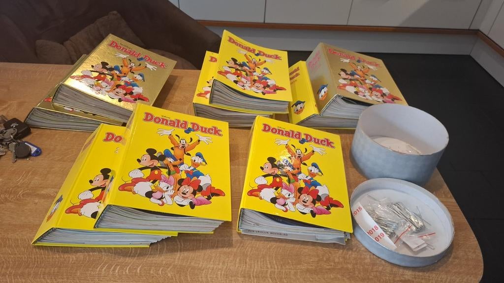 Donald Duck Jaarboeken - Complete Set met Bindmateriaal, Complete serie of reeks, Ophalen of Verzenden, Zo goed als nieuw, Walt Disney