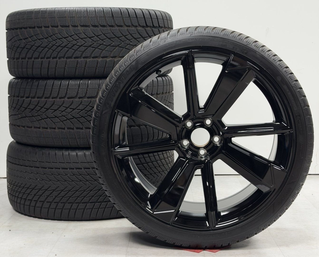 Polestar 1 21 inch velgen / Origineel winterset 7MM, Auto-onderdelen, Banden en Velgen, Gebruikt, -, 275 mm, -