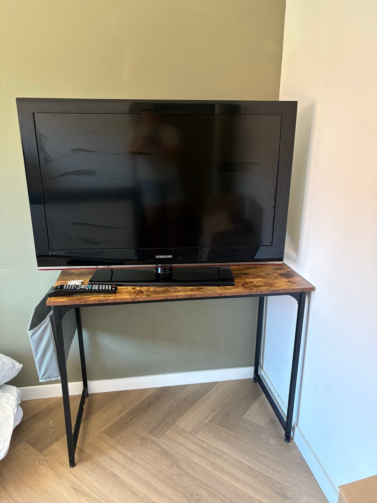 Samsung TV met bureau in één koop, Ophalen of Verzenden, Gebruikt, 50 Hz, Samsung