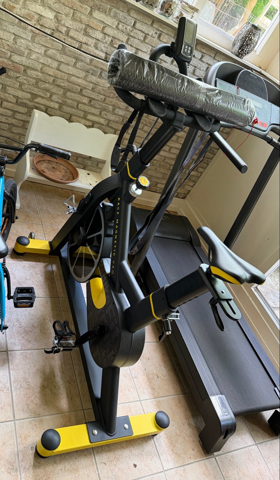 Nieuwe verstelbare spinningfiets - Race Magnetic Pro, Ophalen, Spinningfiets, Nieuw, Metaal