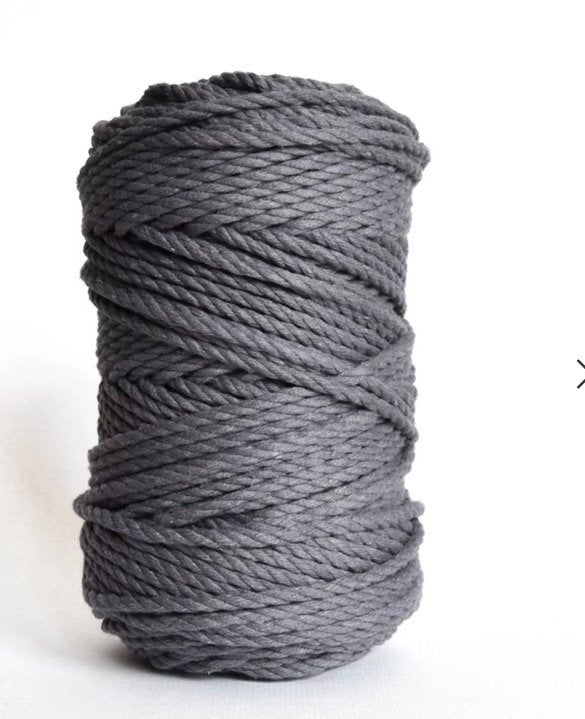 ACTIE 4 mm twisted macrame touw grijs 85 mtr 500 gram, Ophalen of Verzenden, Nieuw