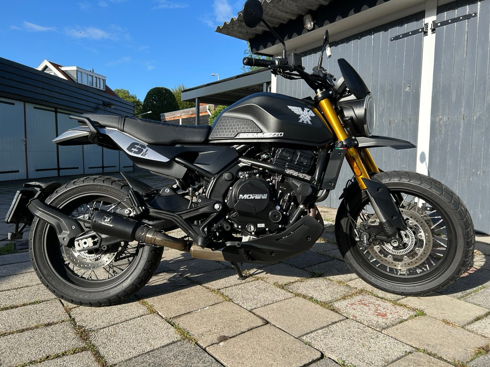 Moto Morini Seiemmezzo SCR - 2024 - 7000 km, 2 cilinders, Occasion, ABS, Motorrijbewijs A