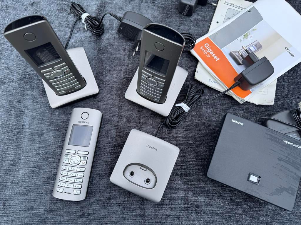 Siemens Gigaset S450 IP DECT telefoonset met 3 handsets, Ophalen of Verzenden, Gebruikt, 3 handsets