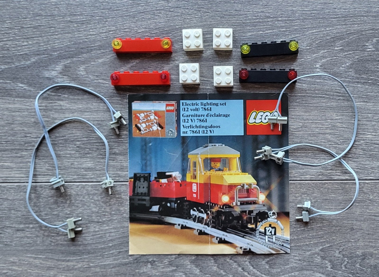 Lego trein 12 Volt locomotief verlichting / lamp blokjes., Gebruikt, Lego, Ophalen of Verzenden, Losse stenen