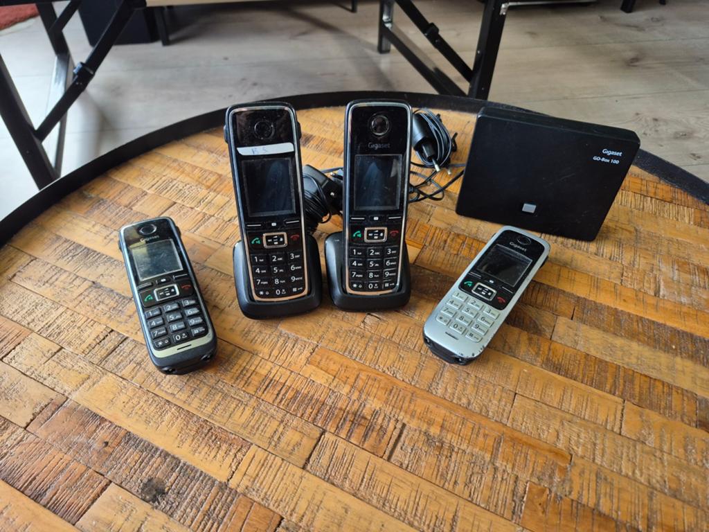 Gigaset 4x + GO-Box 100, Ophalen of Verzenden, Gebruikt, 3 handsets