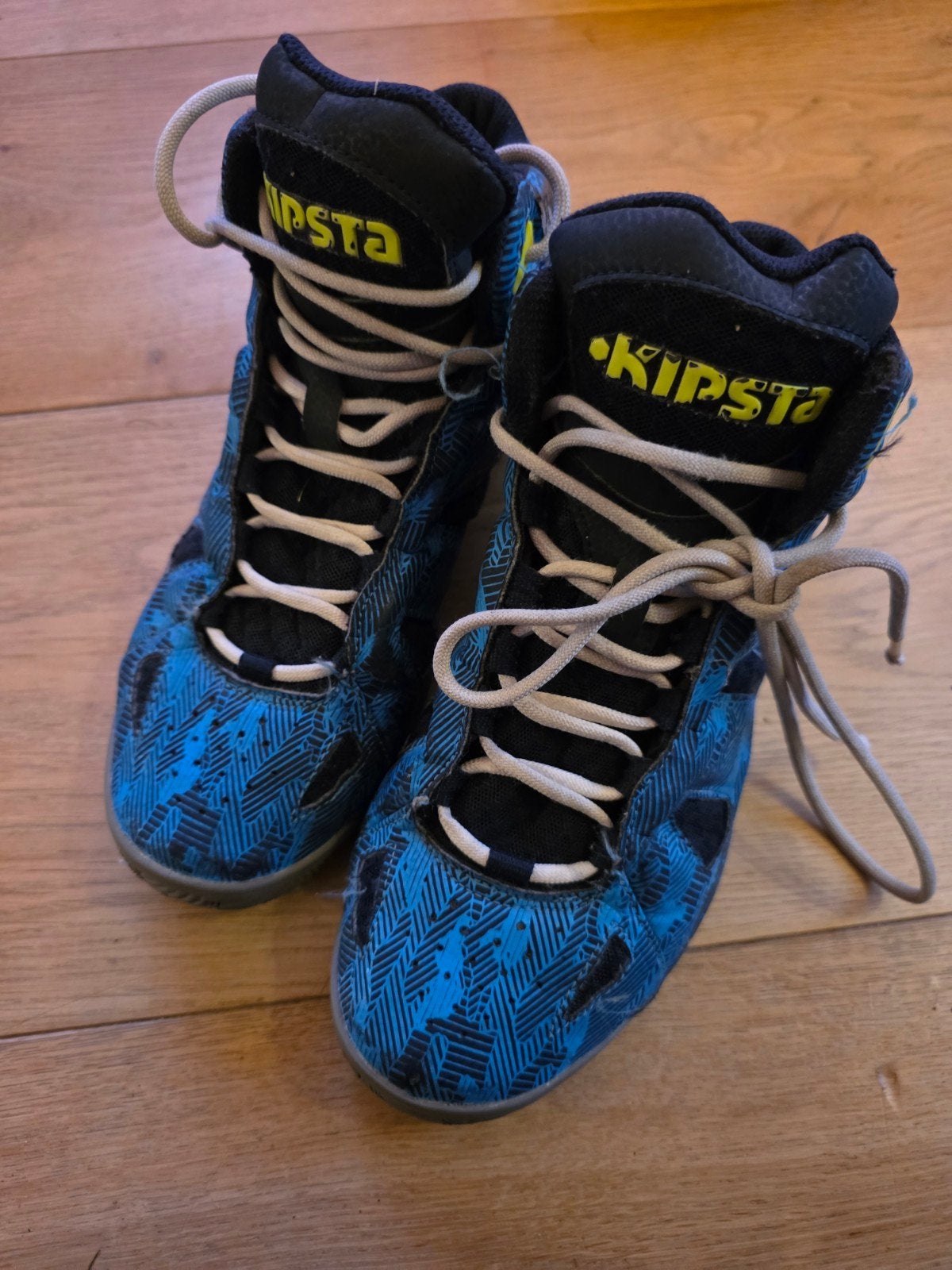 Kipsta Decathlon basketbalschoenen maat 41 blauw/zwart, Sport en Fitness, Basketbal, Ophalen of Verzenden, Schoenen
