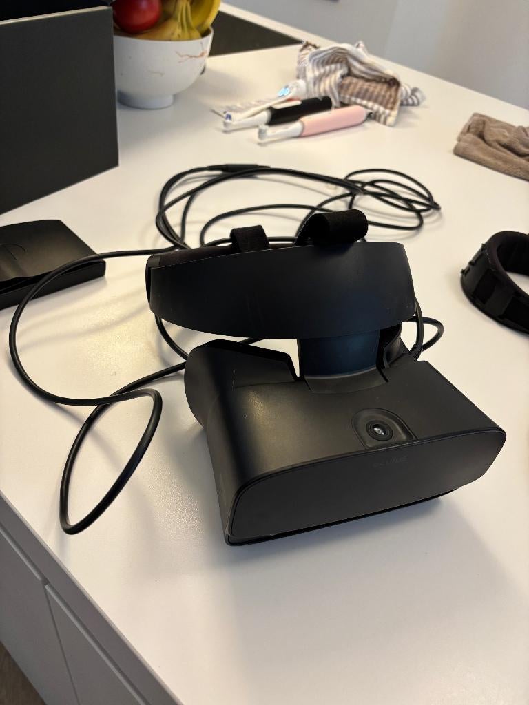 Oculus Rift S VR bril (rare kleuren), Spelcomputers en Games, Virtual Reality, Ophalen, Gebruikt, VR-bril, Pc
