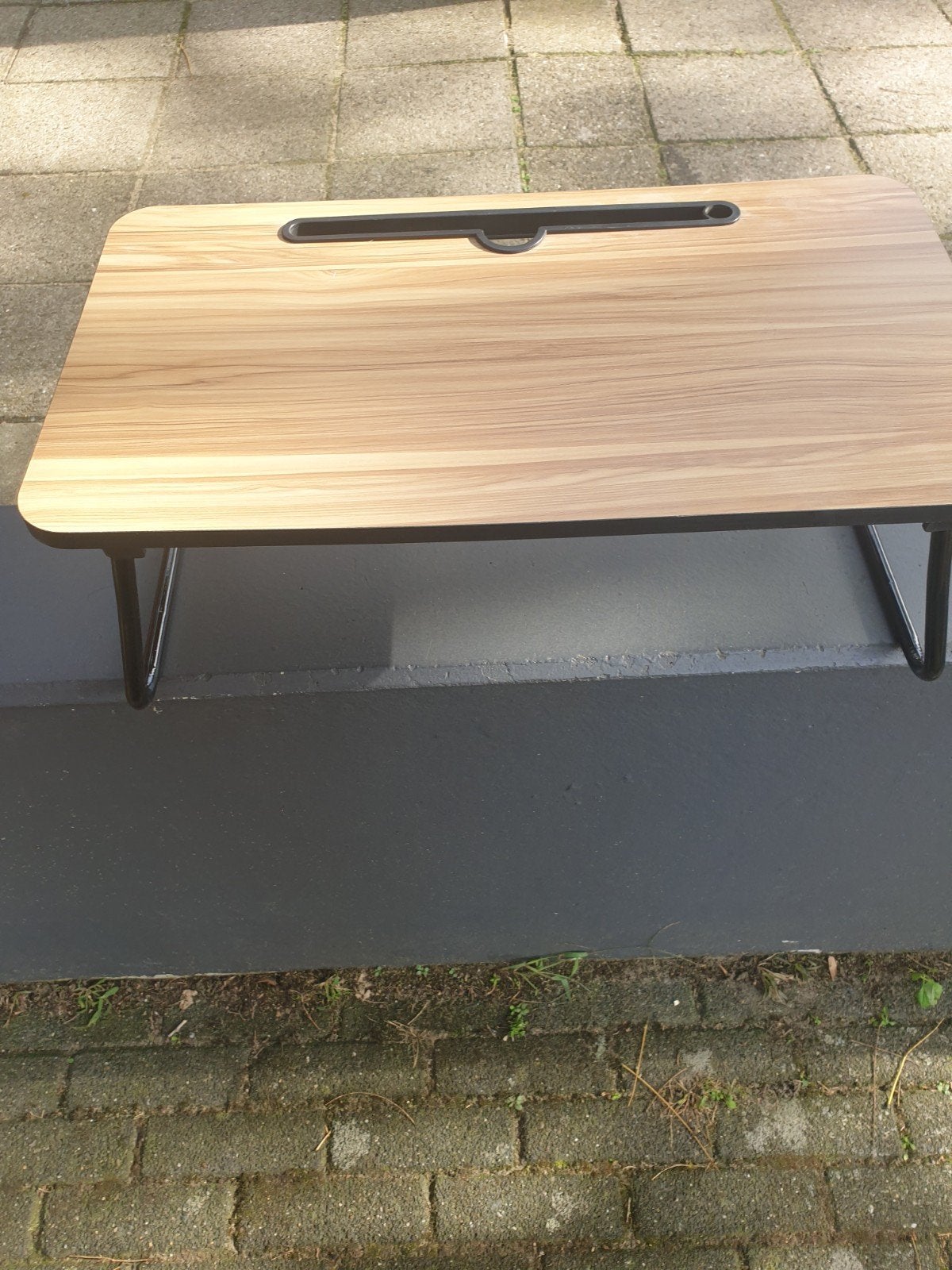 Opvouwbare laptoptafel / ontbijt op bed tafel, Minder dan 45 cm, Gebruikt, Modern, functioneel, Rechthoekig