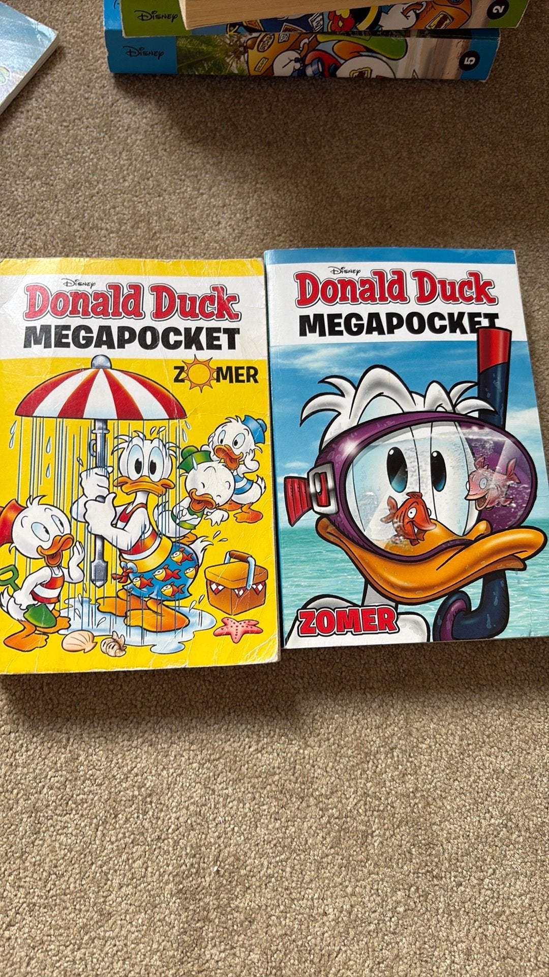 Mega donald duck pockets zomer, Ophalen of Verzenden, Zo goed als nieuw
