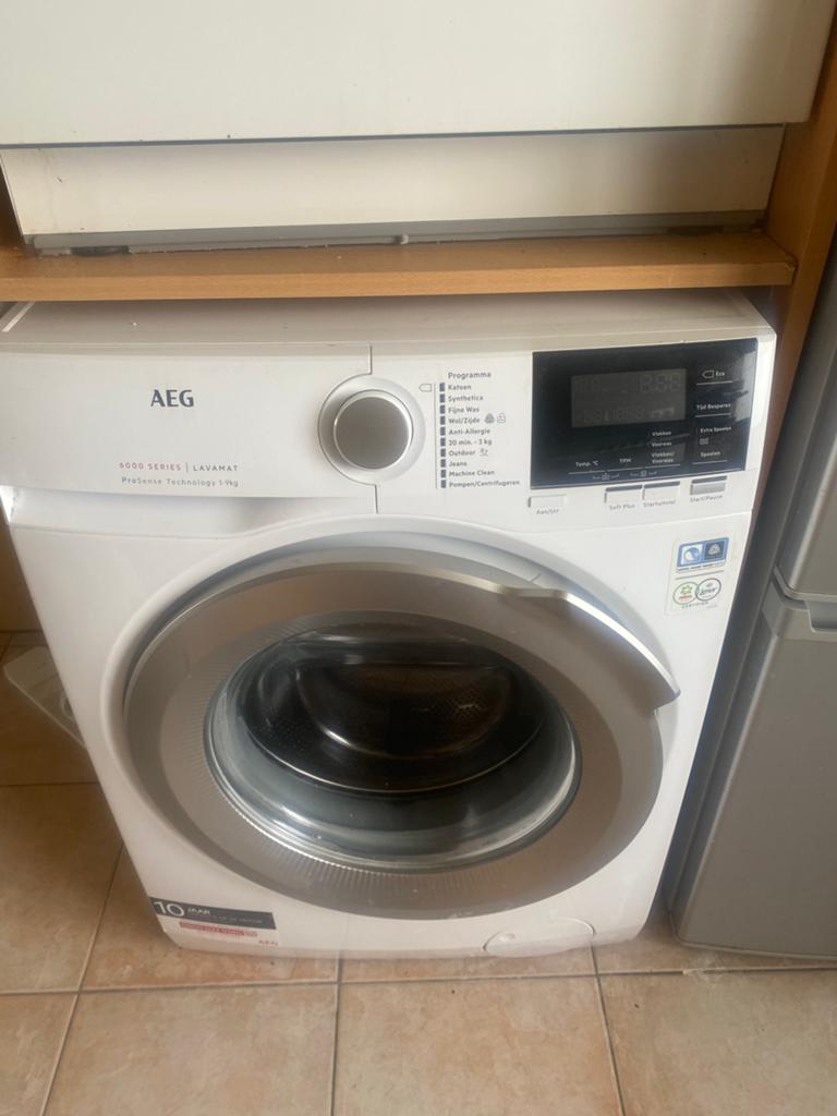 AEG Lavamat 6000 Series ProSense 9KG Wasmachine, Ophalen, 1200 tot 1600 toeren, Gebruikt, 8 tot 10 kg