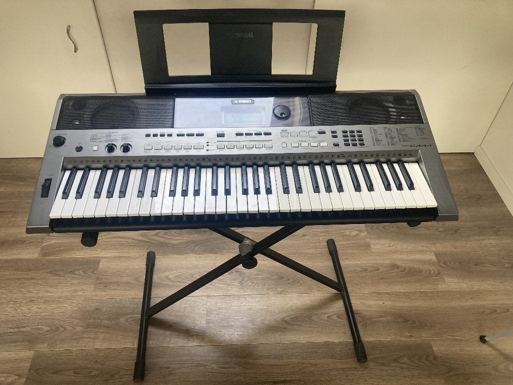 Yamaha keyboard, Muziek en Instrumenten, Keyboards, Ophalen, 61 toetsen, Yamaha, Met standaard