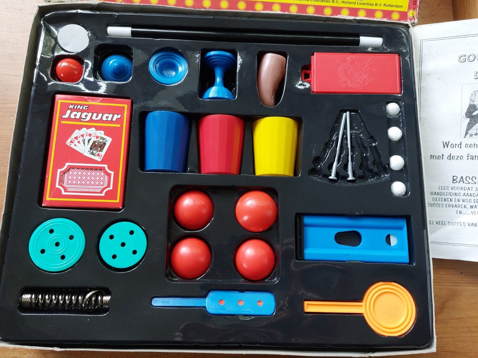 Goochelen met Bassie en Adriaan goocheldoos, Hobby en Vrije tijd, Ophalen of Verzenden