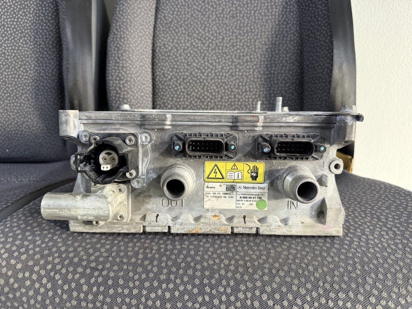 Interne Acculader Mercedes C klasse C350e 274920 A0009001108, Auto-onderdelen, Gebruikt, -, Ophalen of Verzenden, -