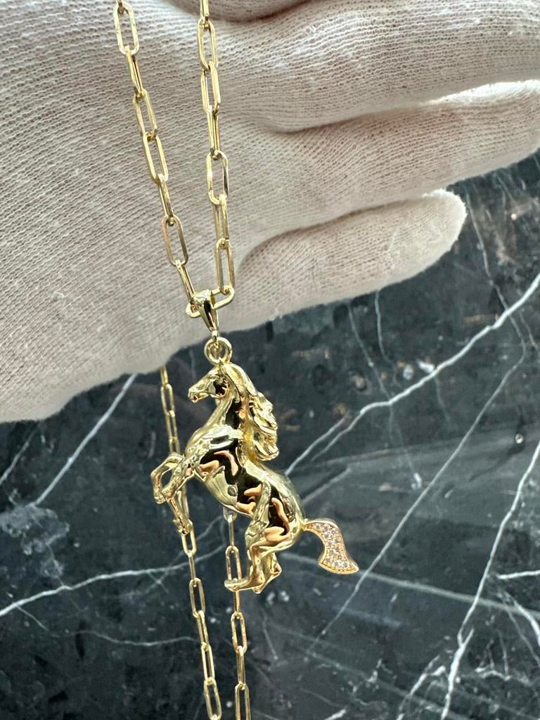 14k Gouden Papierclip Ketting met Paarden Hanger, Sieraden, Tassen en Uiterlijk, Kettinghangers, Nieuw, Ophalen of Verzenden, Met strass