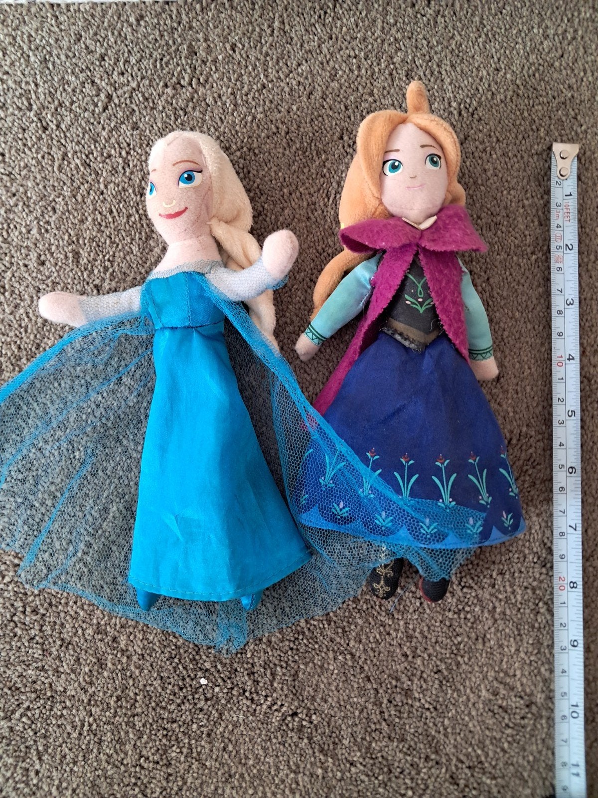 Anna en Elsa popjes van Frozen, Ophalen of Verzenden, Zo goed als nieuw