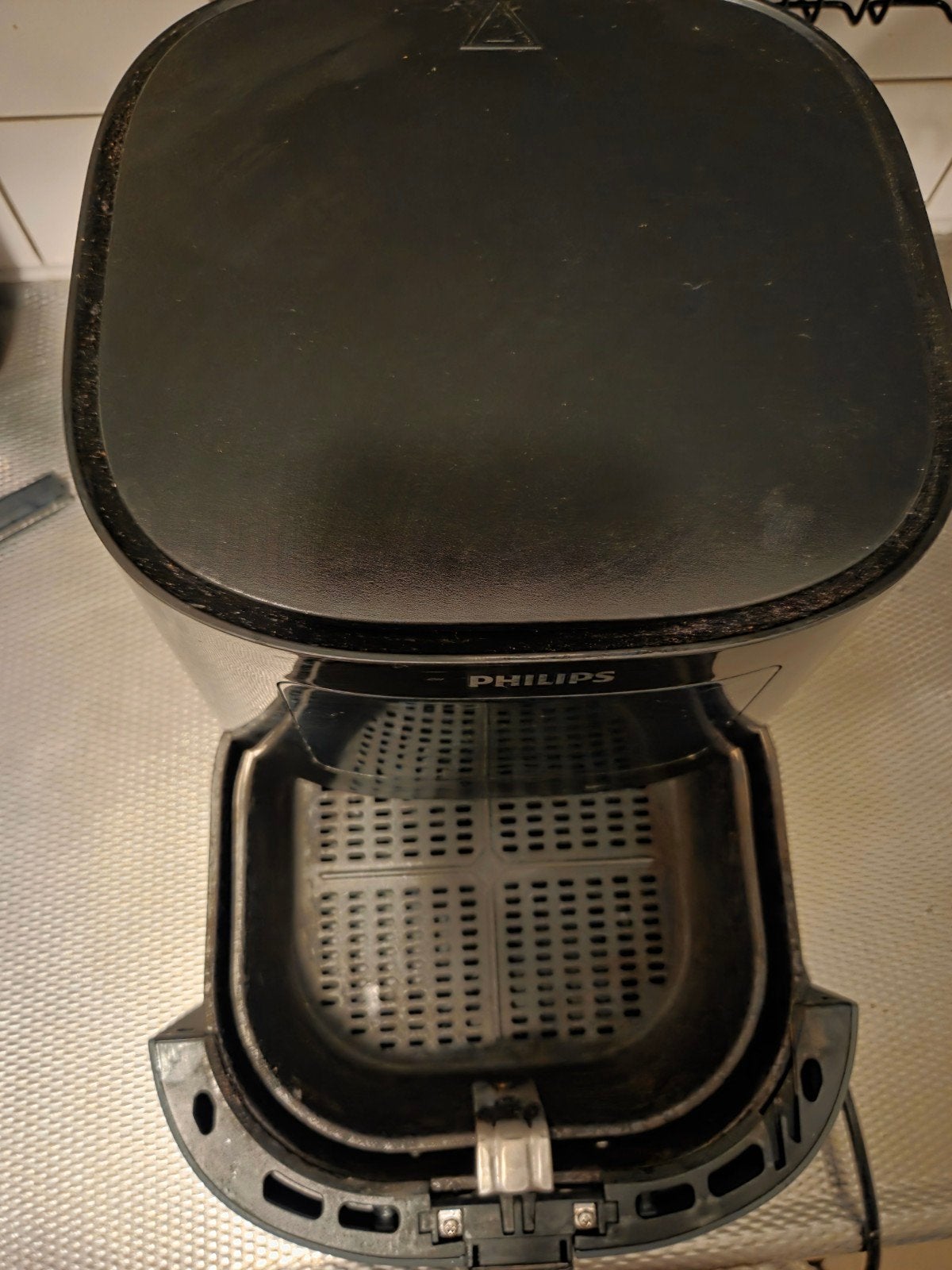 Foto 6 van Philips Airfryer L HD9252/70 - Gebruikt maar werkend