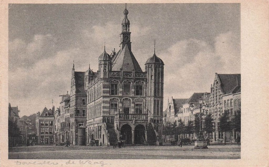 702-323-019 Deventer De Waag, Verzamelen, Ansichtkaarten | Nederland, Overijssel, Voor 1920, Verzenden