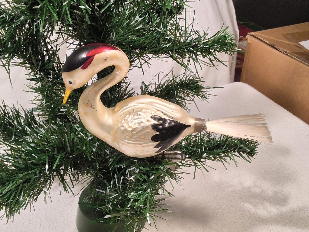 Antieke/vintage vogel op knijper., Ophalen of Verzenden, Zo goed als nieuw