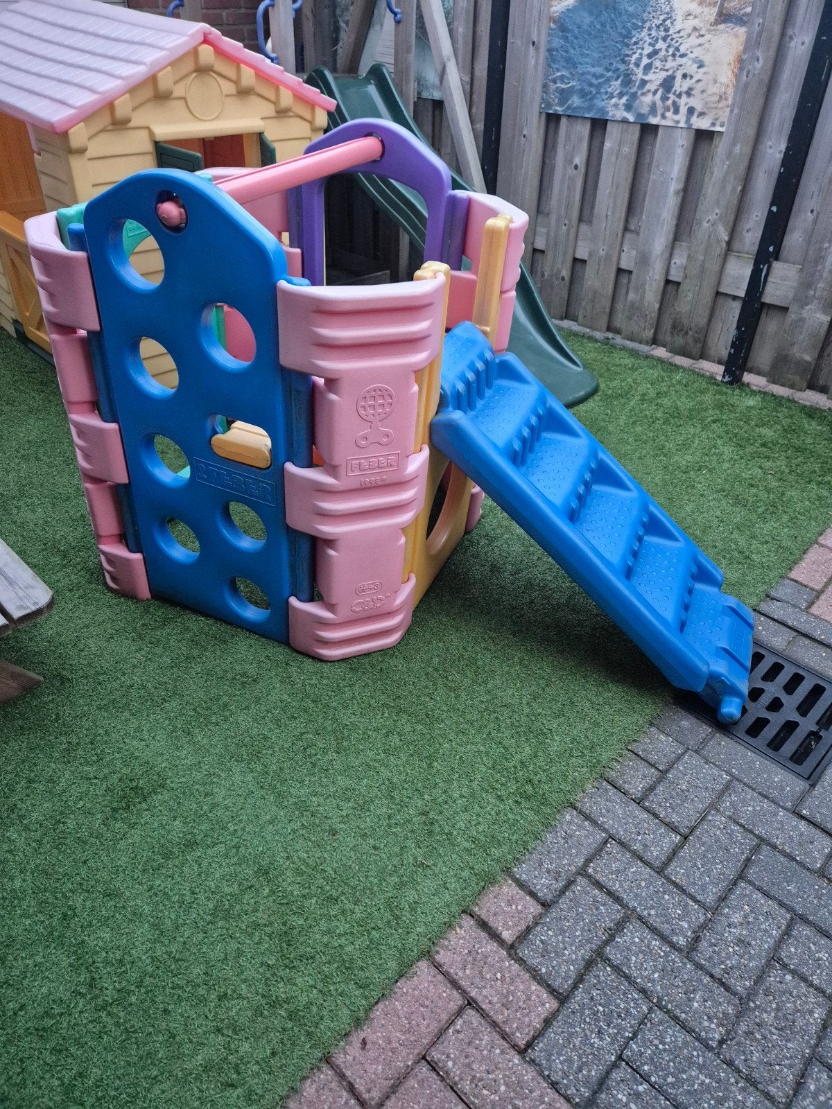 Feber speeltoren met glijbaan en trapje, Ophalen, Gebruikt, Glijbaan