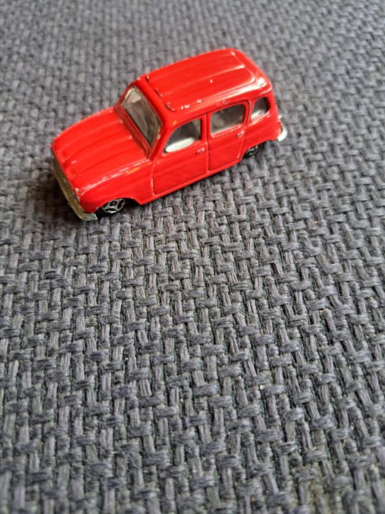 Mini jet norev model Renault 4l, Gebruikt, Auto, Frankrijk, Norev