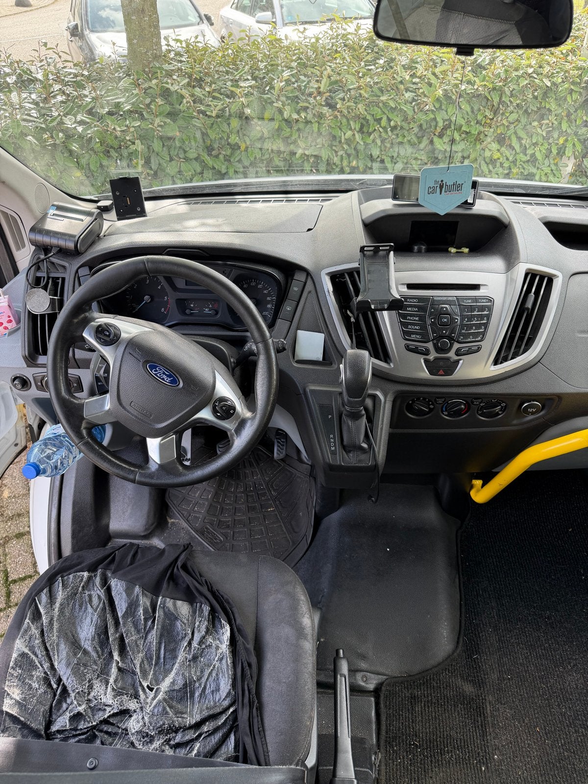Ford Transit 2018 Wit rolstoelbus Motor defect!, 15 km/l, 1995 cc, Overige carrosserieën, 1850 kg