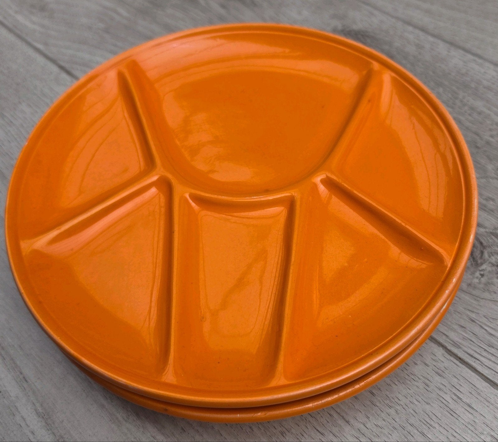 Vintage Oranje fonduebord en paars/oranje kop en schotel, Ophalen of Verzenden, Aardewerk, Overige stijlen, Kop(pen) en/of Schotel(s)