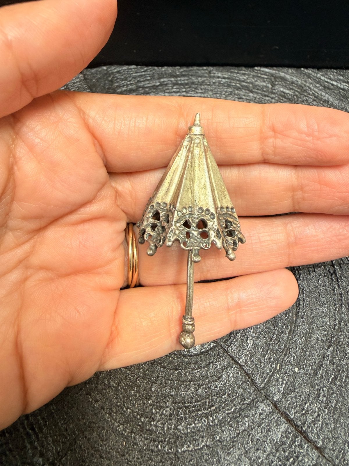 Zilveren Miniatuur Paraplu - Gedetailleerd & Decoratief, Verzenden
