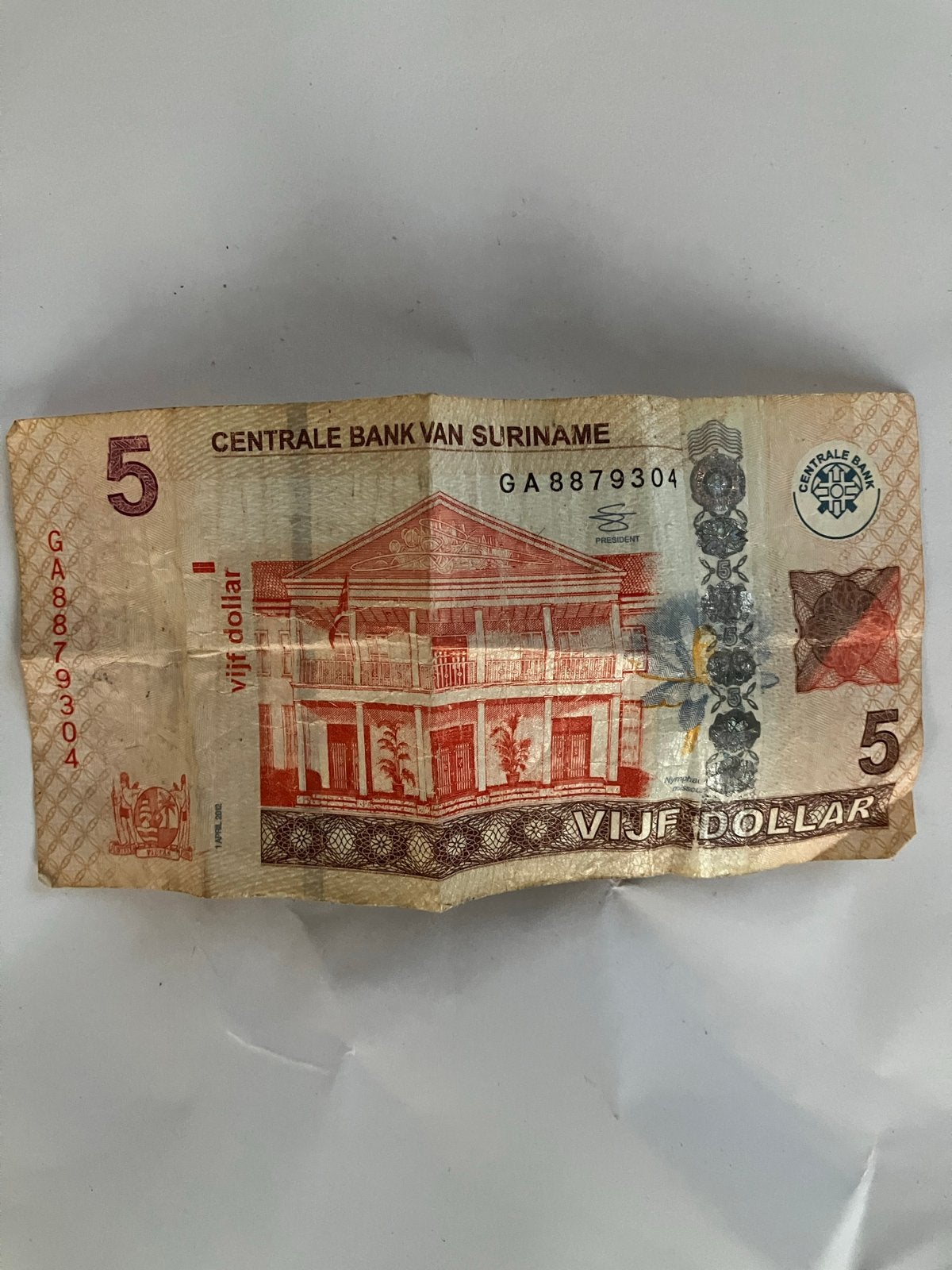 Surinaamse 5 Dollar Bankbiljet - Centrale Bank van Suriname, Ophalen of Verzenden, Losse munt