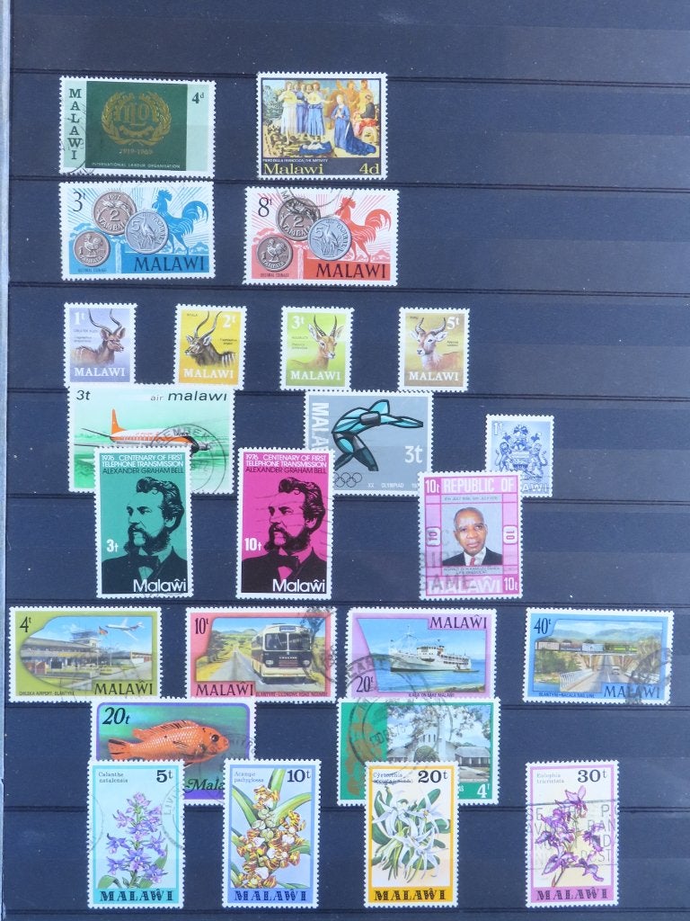WERELD - AVONTUURLIJK kavel, zeer gevarieerd - (B258) 1/2, Postzegels en Munten, Postzegels | Volle albums en Verzamelingen, Ophalen of Verzenden