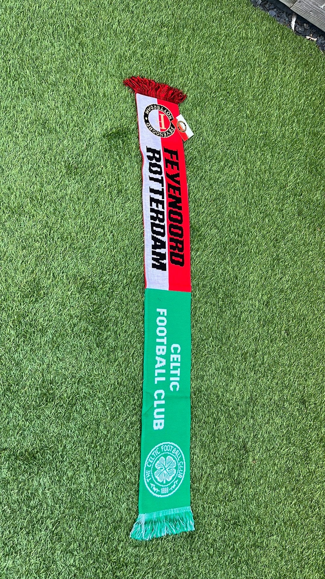 Feyenoord Rotterdam celtic sjaal Nieuw, Ophalen of Verzenden, Nieuw, Feyenoord, Vaantje of Sjaal