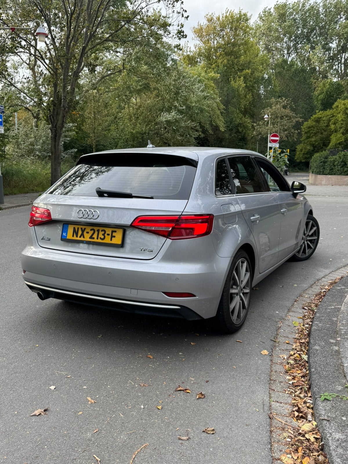 Audi A3 1.0 Tfsi Sport S-tronic 2017 AUTOM. LEER CARPLAY NAP, Auto's, Origineel Nederlands, 630 kg, 115 pk, Particulier