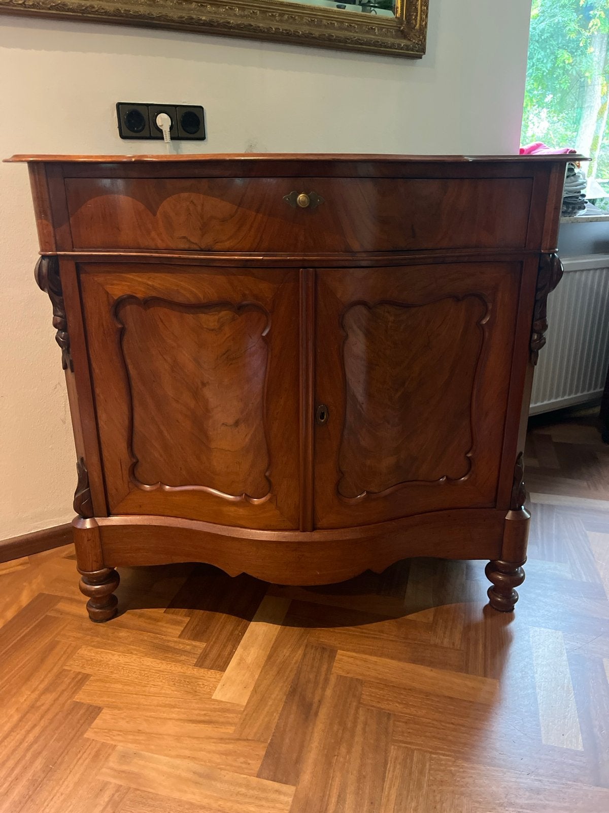 Antieke ladekast/dressoir van mahoniehout, Ophalen