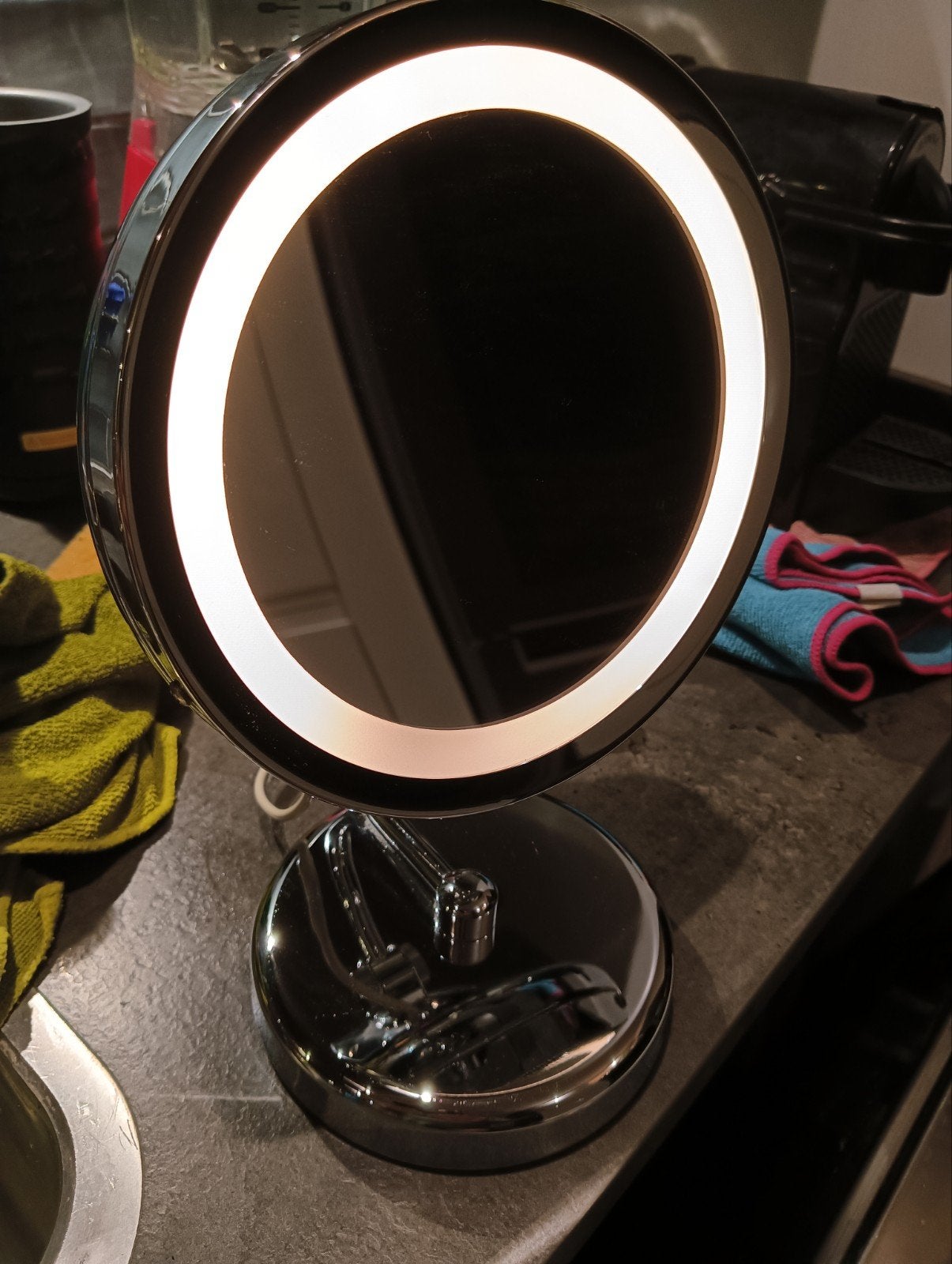 Vergrootspiegel met verlichting, Minder dan 50 cm, Rond, Ophalen of Verzenden, Zo goed als nieuw
