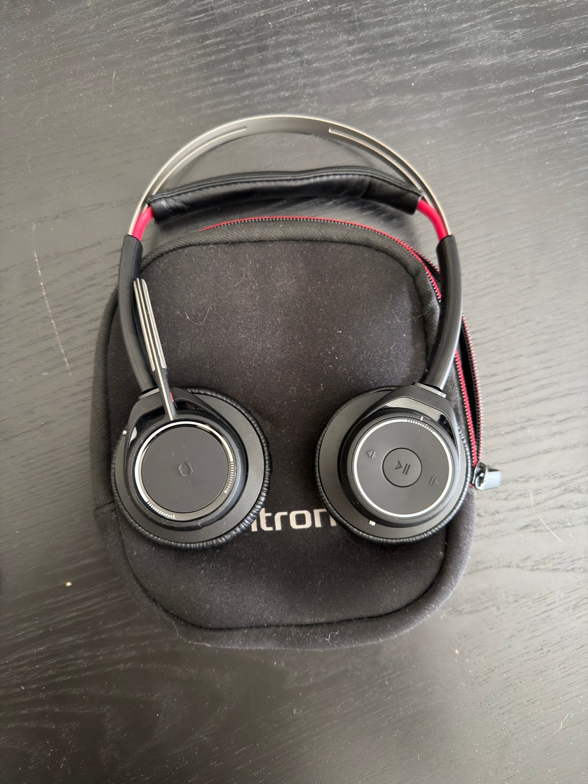 Plantronics Voyager Focus UC Bluetooth Headset, Op oor (supra aural), Zo goed als nieuw, Draadloos, Ophalen
