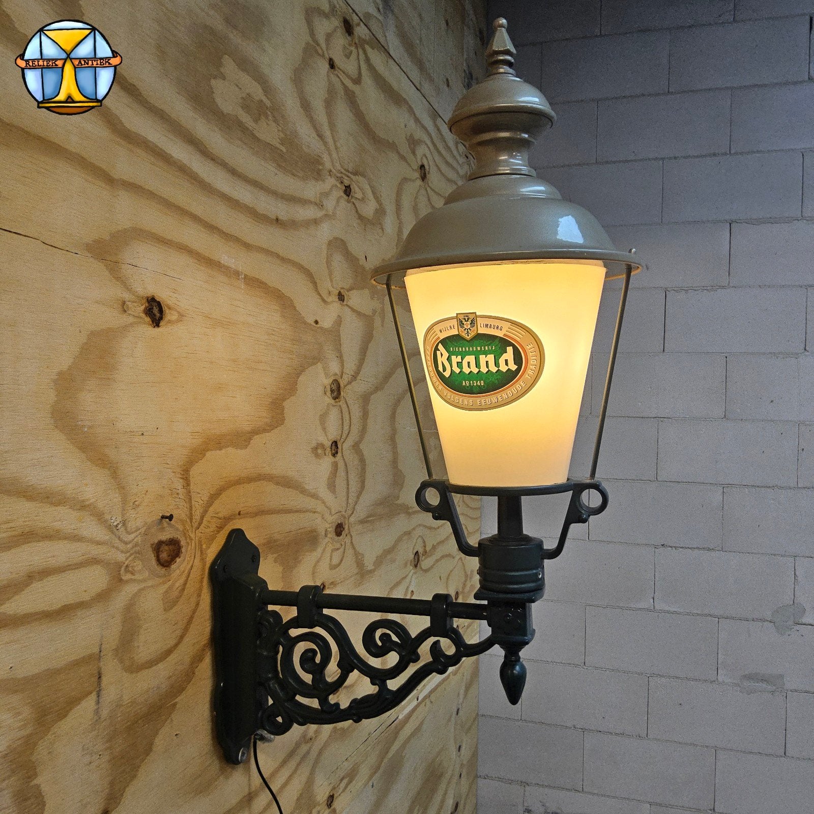 Vintage gietijzeren Brand Bier Wandlamp / Buitenverlichting, Tuin en Terras, Buitenverlichting, Gebruikt, Wandlamp, IJzer, 50 tot 250 watt