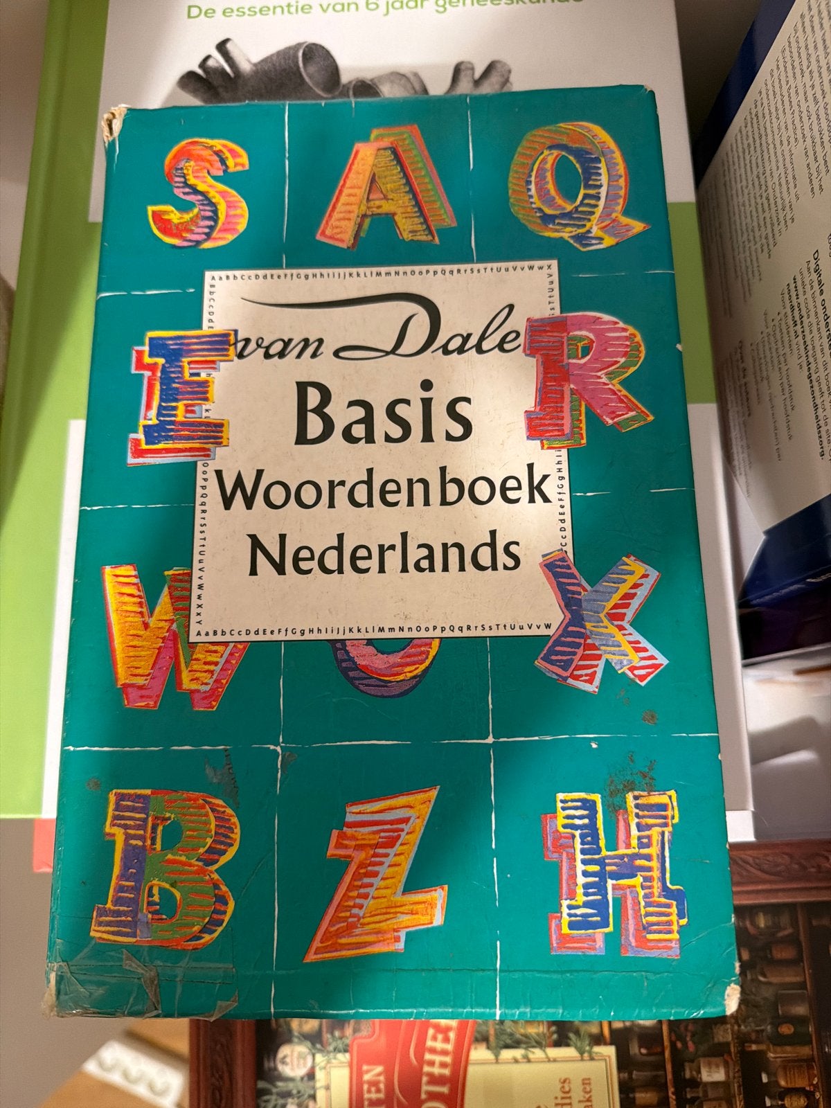 Van Dale Basis Woordenboek Nederlands - Zo goed als nieuw, Ophalen of Verzenden, Zo goed als nieuw, Van Dale, Nederlands