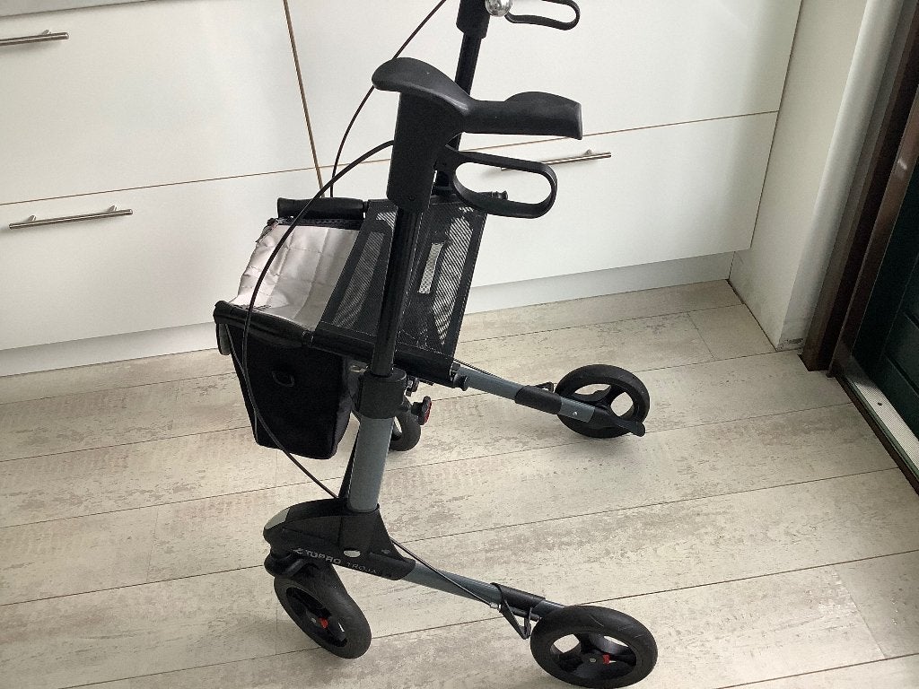 Goede topro troja 2G rollator, Ophalen, Opvouwbaar, Zo goed als nieuw