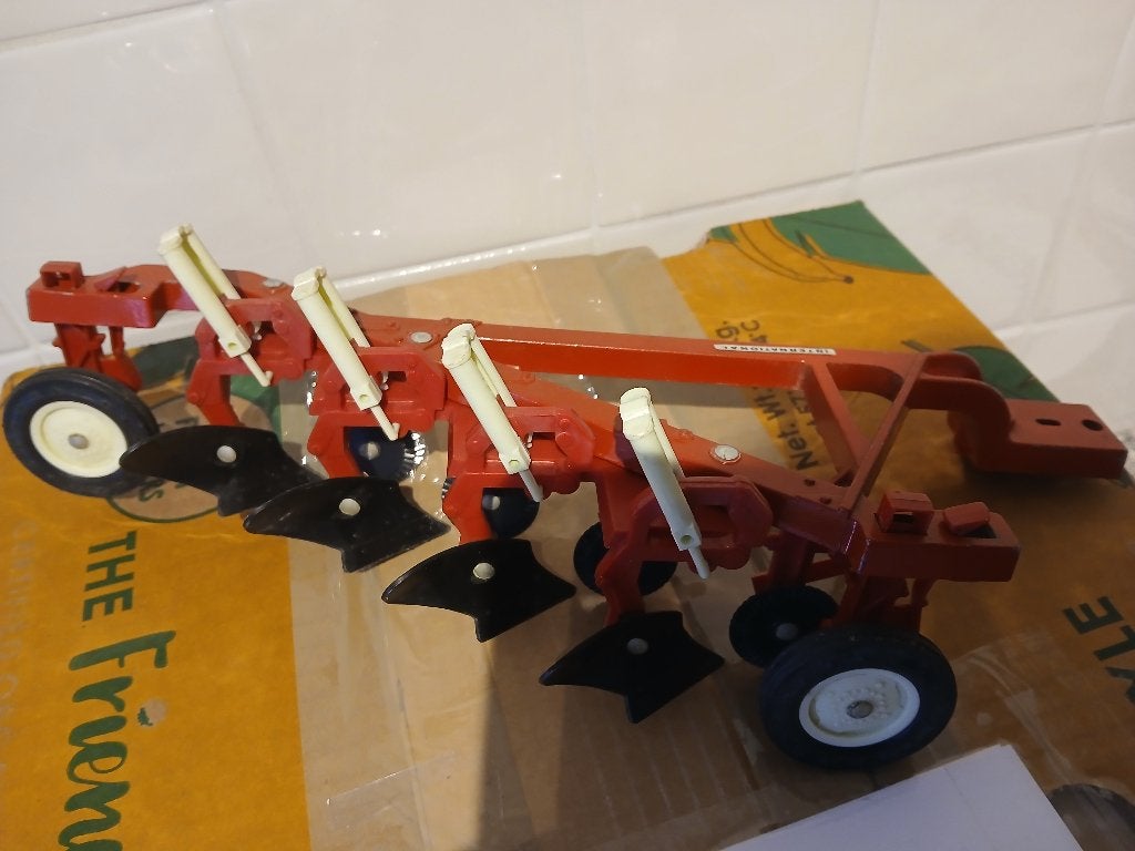 Ploeg ERTL, Overige merken, Ophalen of Verzenden, Zo goed als nieuw, Groter dan 1:32