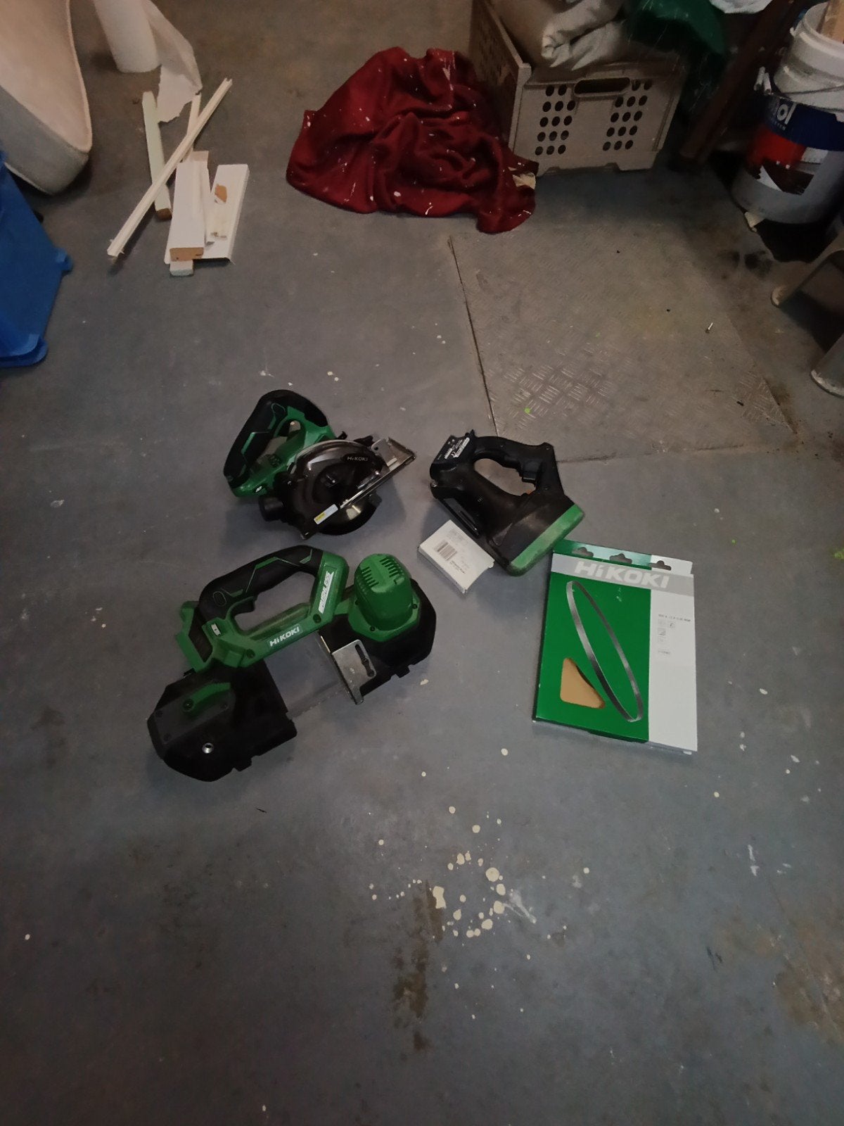 Hikoki 18V Lintzaag Draadeindknipper, 36 Metaalcirkelzaag, Ophalen, Minder dan 600 watt, Lintzaag, 70 mm of meer