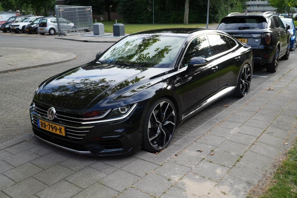Volkswagen Arteon 2.0 TSI 280pk BMT 7-DSG 4Motion 2018 Zwart, Auto's, Arteon, Zwart, 4 cilinders, 1984 cc