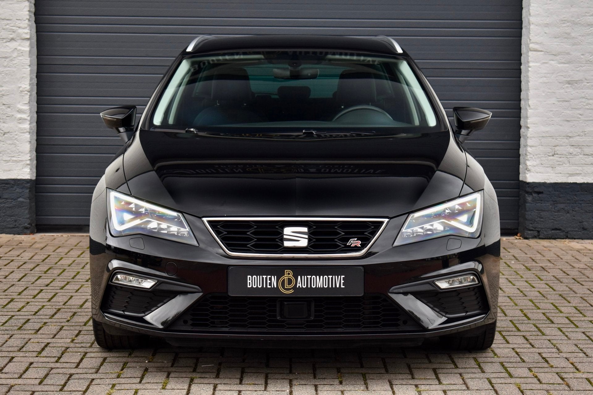 Seat Leon ST 1.5 TSI FR Ultimate Edition | LED | Virtual | C, 4 cilinders, Leon, Leder en Stof, Zwart