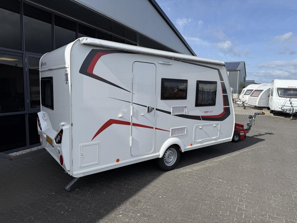 Sterckeman Easy 390 CP Bed + Zit + WC 827KG Leeg Bj 2026, Schokbreker, Sterckeman, Bedrijf, Treinzit