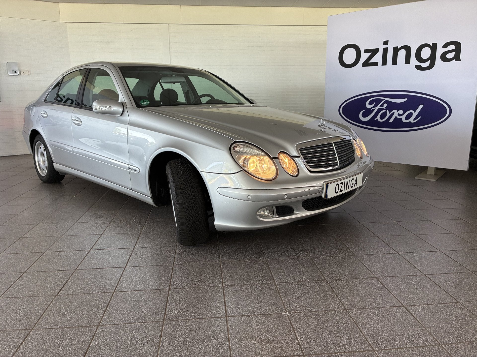Mercedes-Benz E-Klasse 240 Classic Automaat Youngtimer 148.0, Automaat, Achterwielaandrijving, Gebruikt, 2597 cc