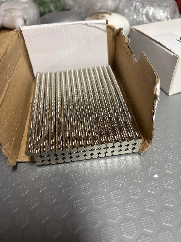 4600 stuks Neodymium magneten 5x1 mm N40 schijfmagneet, Hobby en Vrije tijd, Overige Hobby en Vrije tijd, Info@jouwurn.nl, Ophalen of Verzenden