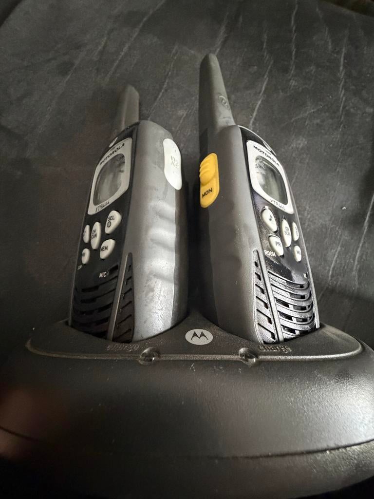 Motorola XTR446 Portofoons (2 stuks) met koffer en accessoir, Telecommunicatie, Portofoons en Walkie-talkies, Ophalen, Gebruikt