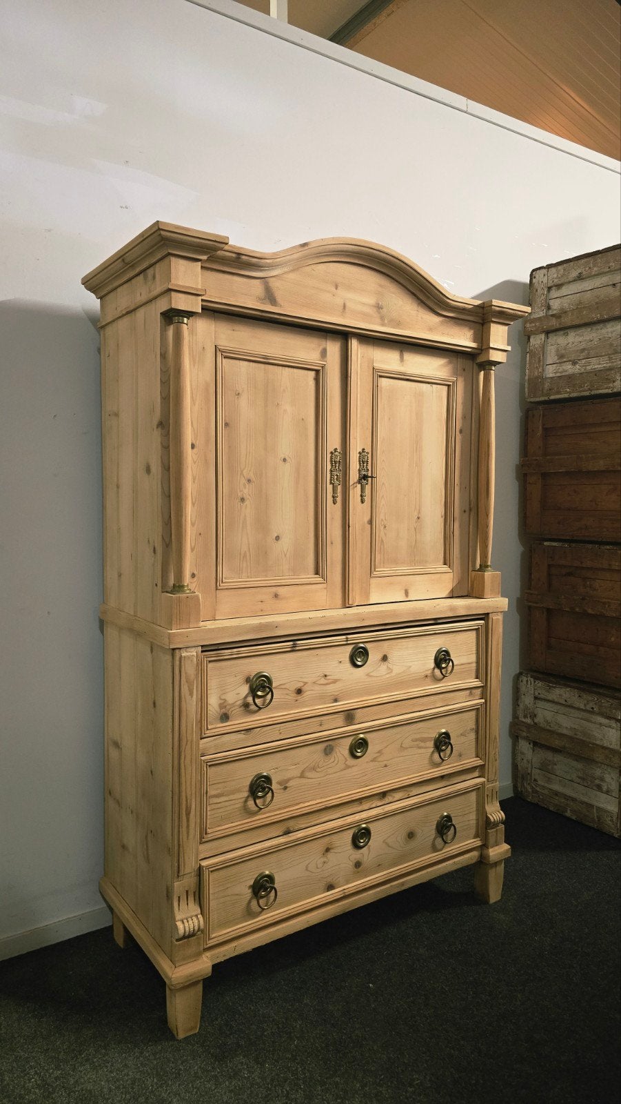 Mooi Gerestaureerd Kabinet Grenen Hout, Huis en Inrichting, Met lade(s), Ophalen of Verzenden, Zo goed als nieuw, Minder dan 150 cm