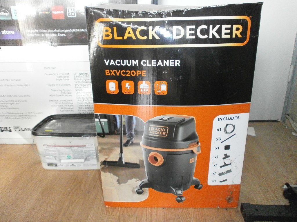 black en decker vacuum cleaner 1x gebruikt., Ophalen, Zo goed als nieuw, Waterstofzuiger
