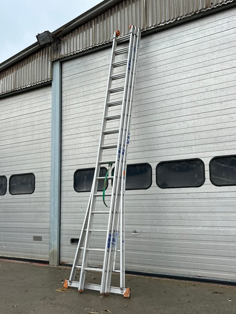 Petry RZV 3x16 alu ladder 9,60m (professioneel), Gebruikt, Ophalen of Verzenden, Ladder, Opvouwbaar of Inschuifbaar
